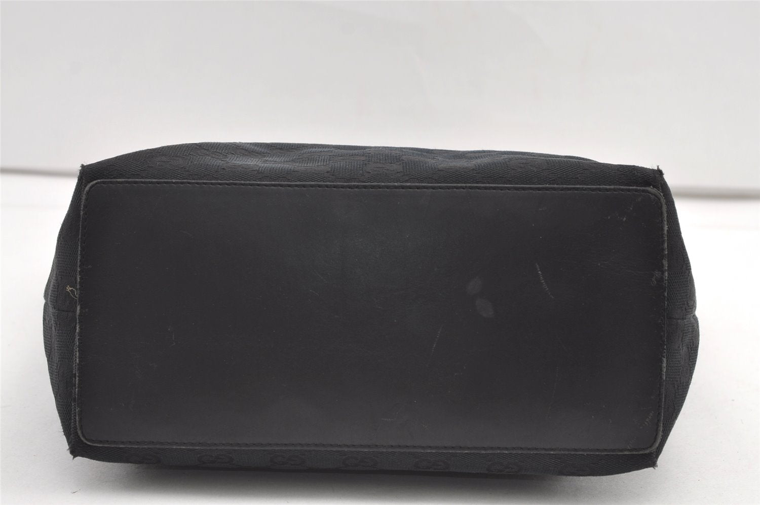 Authentic GUCCI Vintage Shoulder Tote Bag GG Canvas Leather 0021098 Black 0449K