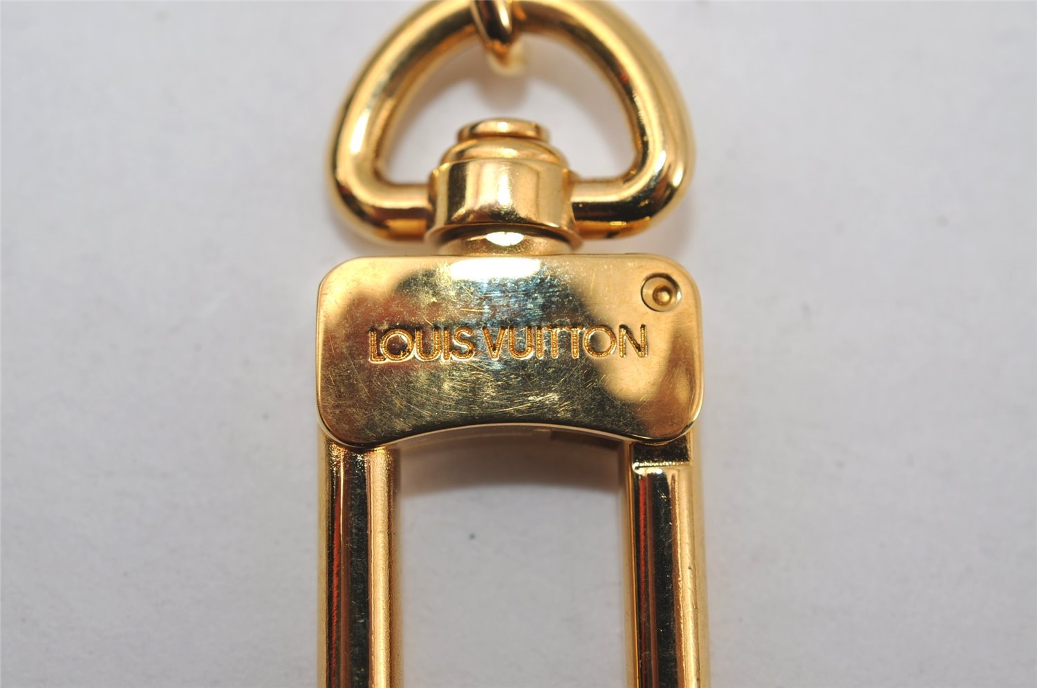 Authentic Louis Vuitton Charm Key Chain Anokre Gold M62698 LV 0452J