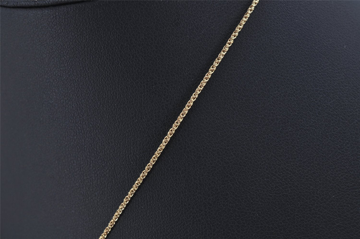 Authentic Christian Dior Gold Tone Chain Rhinestone Pendant Necklace CD 0456K