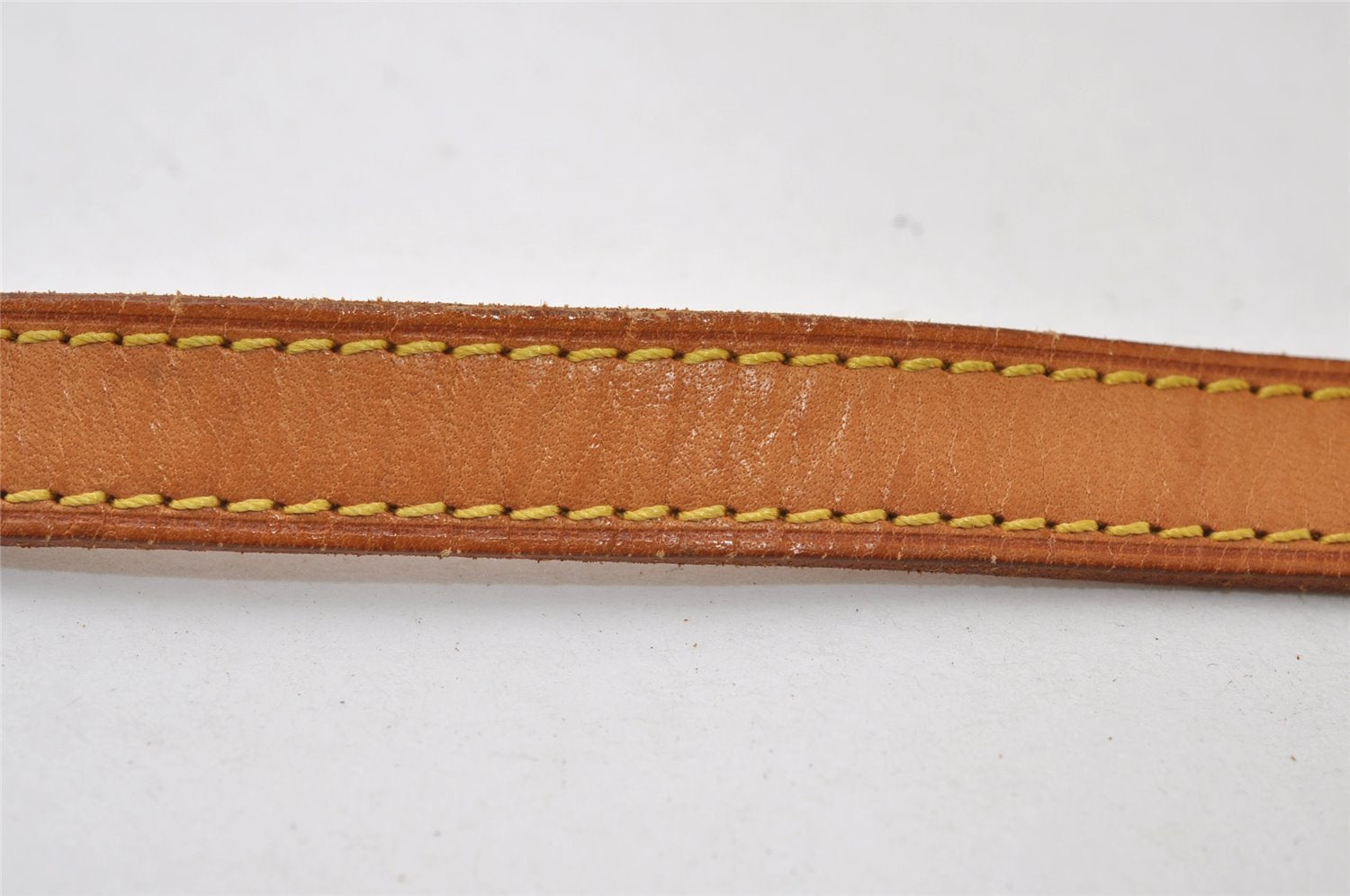 Authentic Louis Vuitton Leather Shoulder Strap Beige 46.3