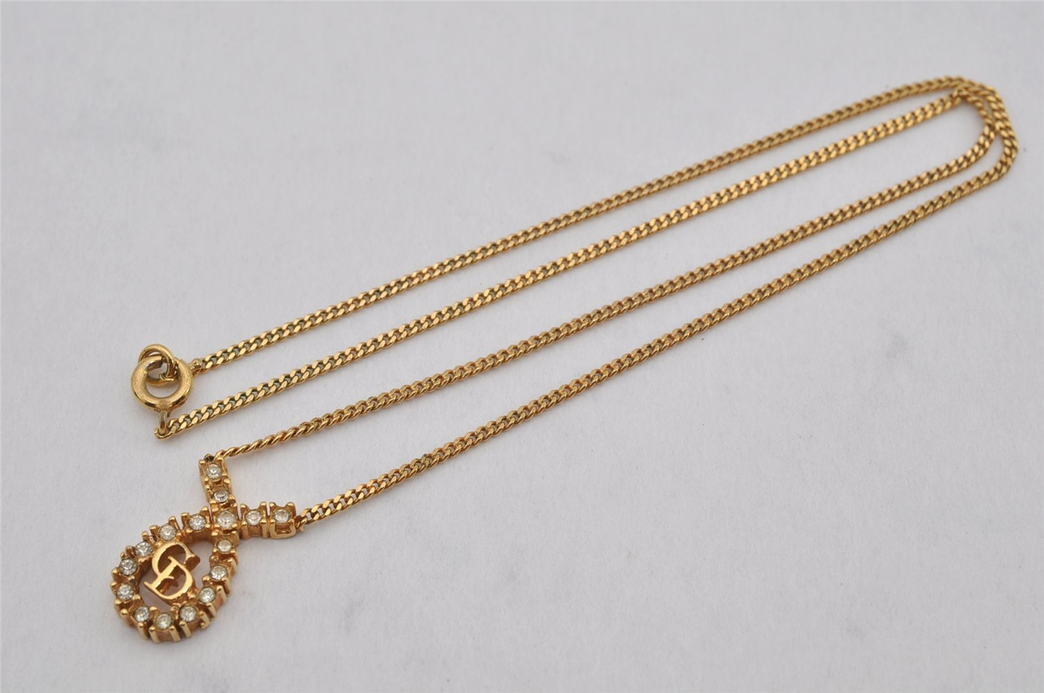 Authentic Christian Dior Gold Tone Chain Rhinestone Pendant Necklace CD 0458K