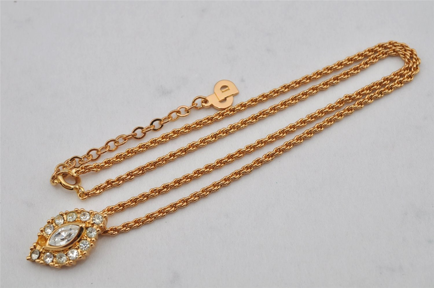 Authentic Christian Dior Gold Tone Chain Rhinestone Pendant Necklace CD 0459K