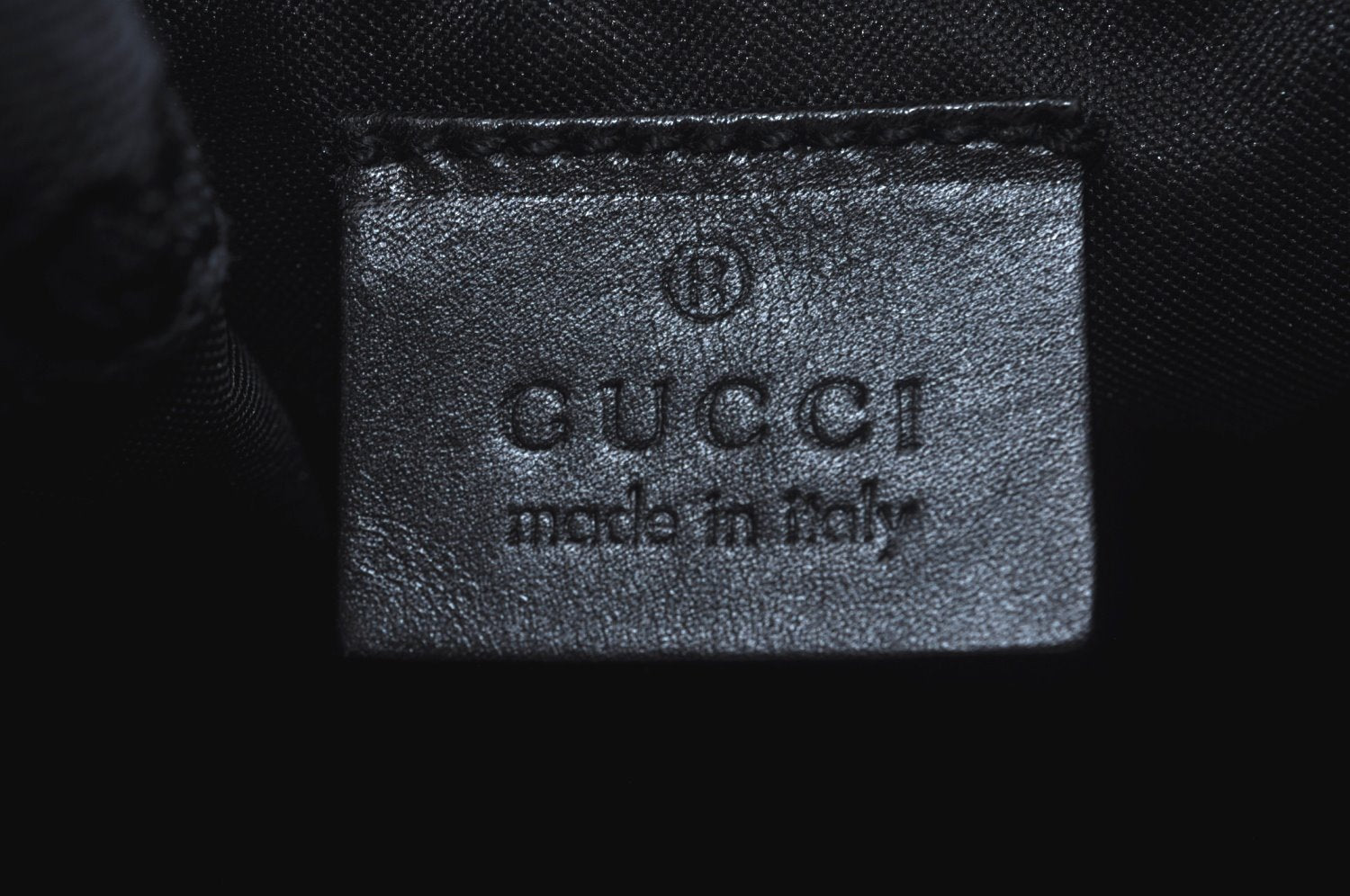 Authentic GUCCI Drawstring Hand Pouch Bag GG Canvas Leather 0390973 Black 0468J