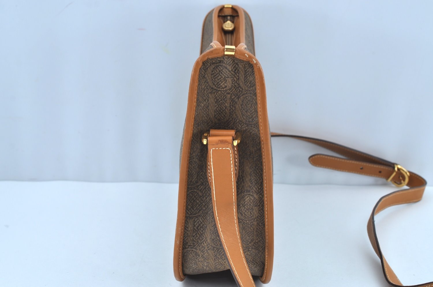 Authentic GUCCI Shoulder Cross Body Bag Purse Canvas Leather Brown 0470H