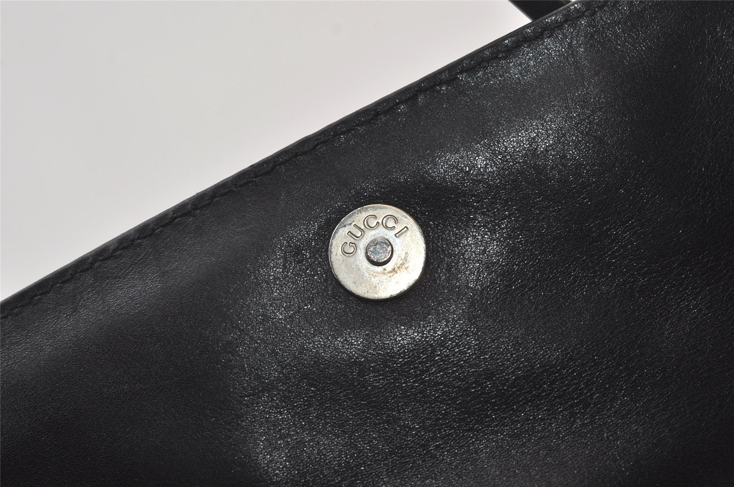 Authentic GUCCI Vintage Shoulder Bag Purse Leather Black 0471J