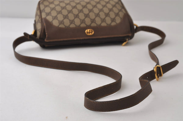 Authentic GUCCI Vintage Shoulder Cross Body Bag Purse GG PVC Leather Brown 0478J