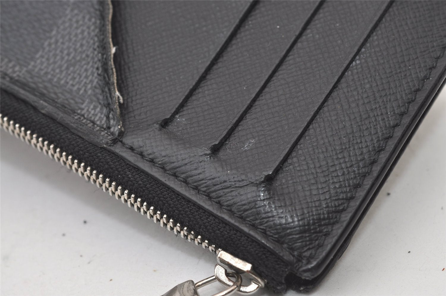 Authentic Louis Vuitton Damier Graphite Coin Card Holder Wallet M64038 LV 0486J