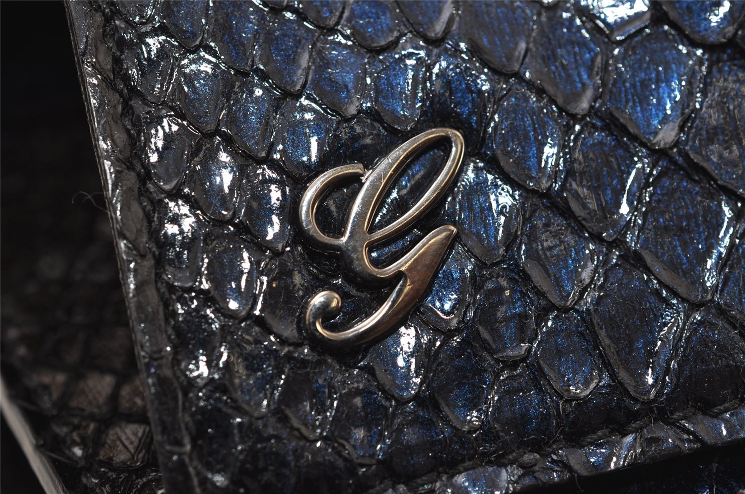 Authentic GUCCI Python Motif Leather Clutch Hand Bag Navy 228574 Box 0487J