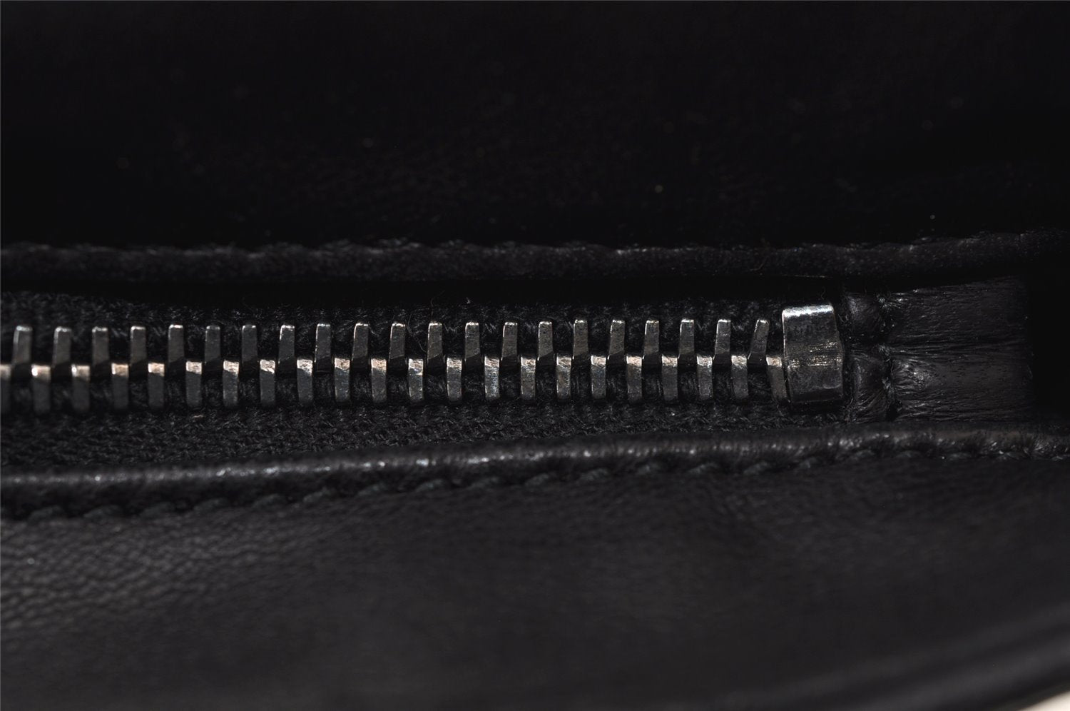 Authentic GUCCI Python Motif Leather Clutch Hand Bag Navy 228574 Box 0487J