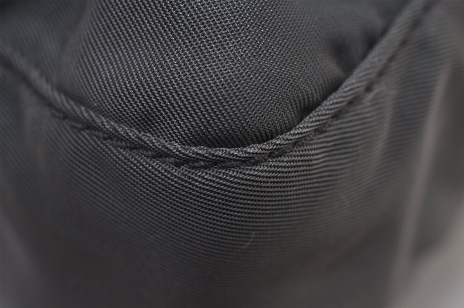 Authentic PRADA Nylon Tessuto Saffiano Leather Shoulder Bag Khaki Green 0488J