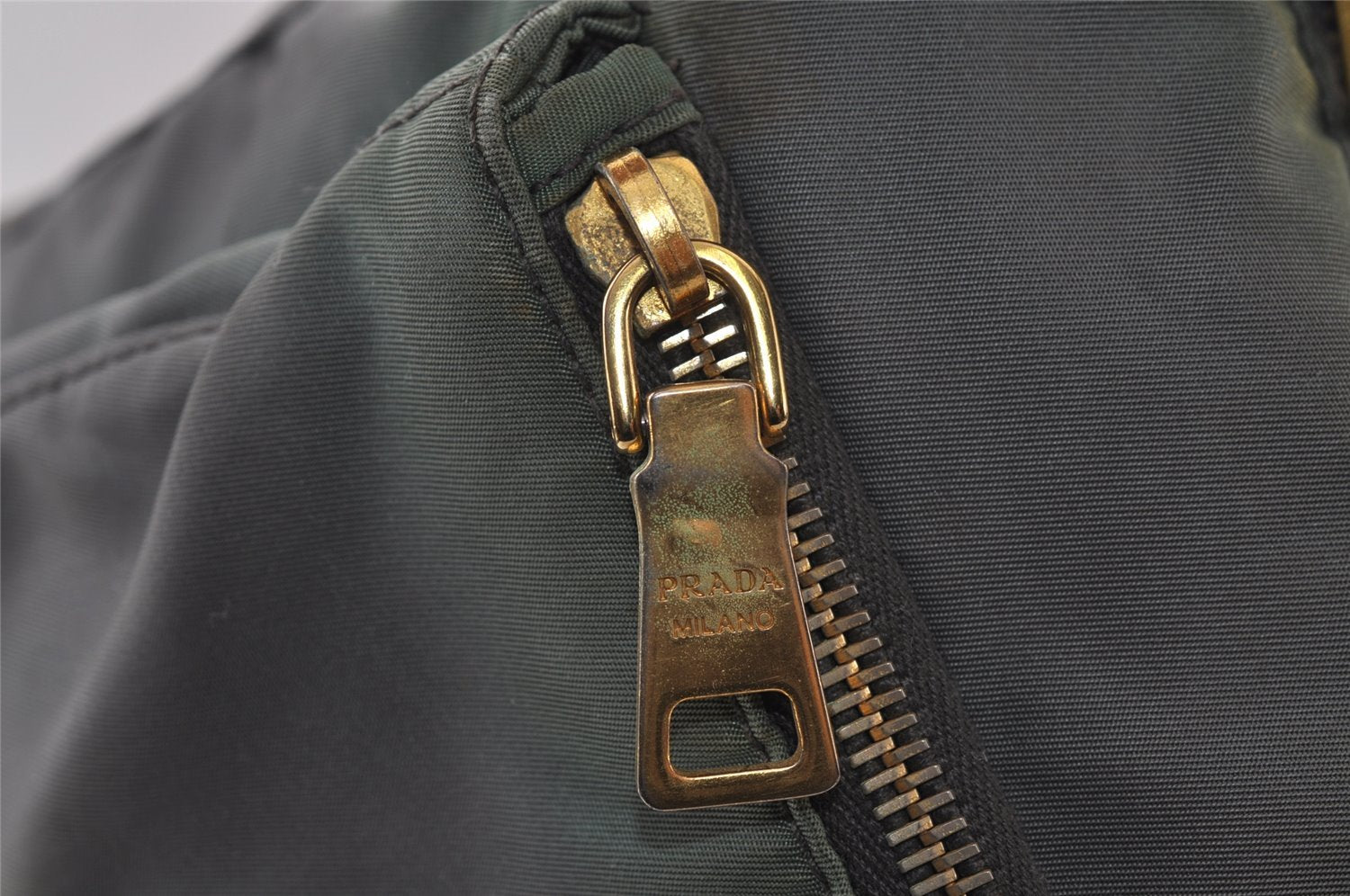 Authentic PRADA Nylon Tessuto Saffiano Leather Shoulder Bag Khaki Green 0488J