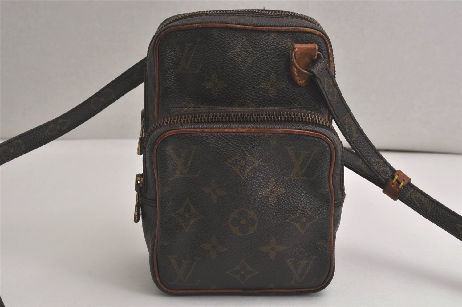 Authentic Louis Vuitton Monogram Mini Amazone Shoulder Cross Bag M45238 LV 0499K