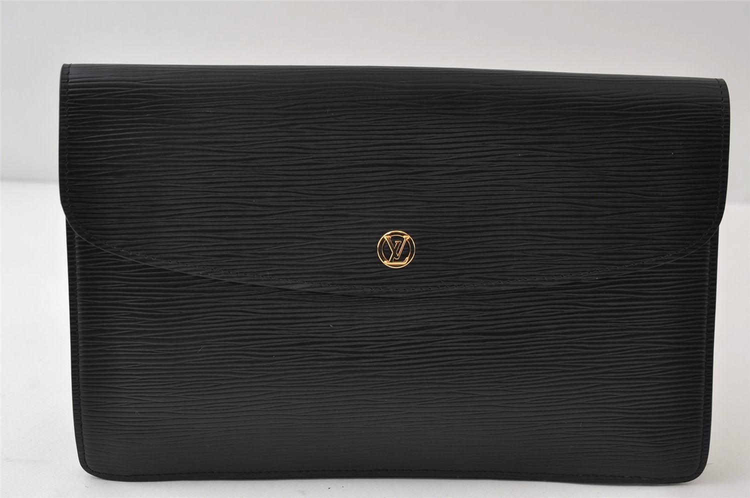 Authentic Louis Vuitton Epi Montaigne 27 Clutch Hand Bag Black M52652 LV 0505J
