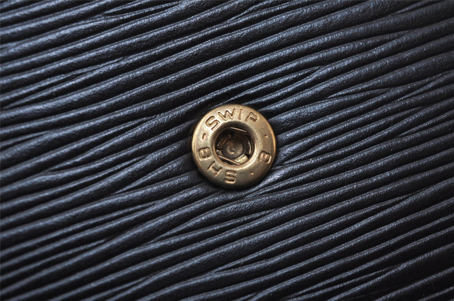 Authentic Louis Vuitton Epi Montaigne 27 Clutch Hand Bag Black M52652 LV 0505J