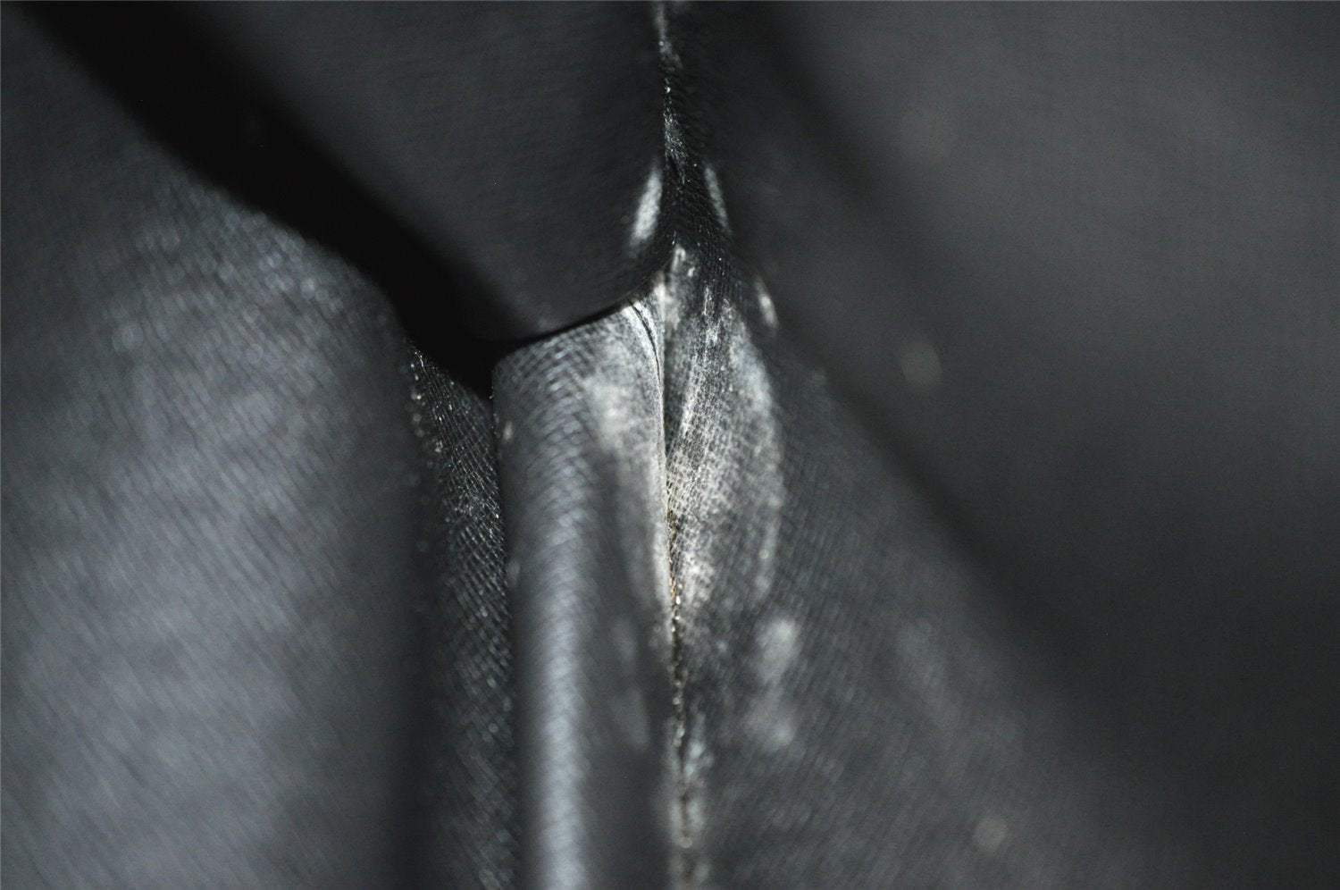 Authentic Louis Vuitton Epi Montaigne 27 Clutch Hand Bag Black M52652 LV 0505J