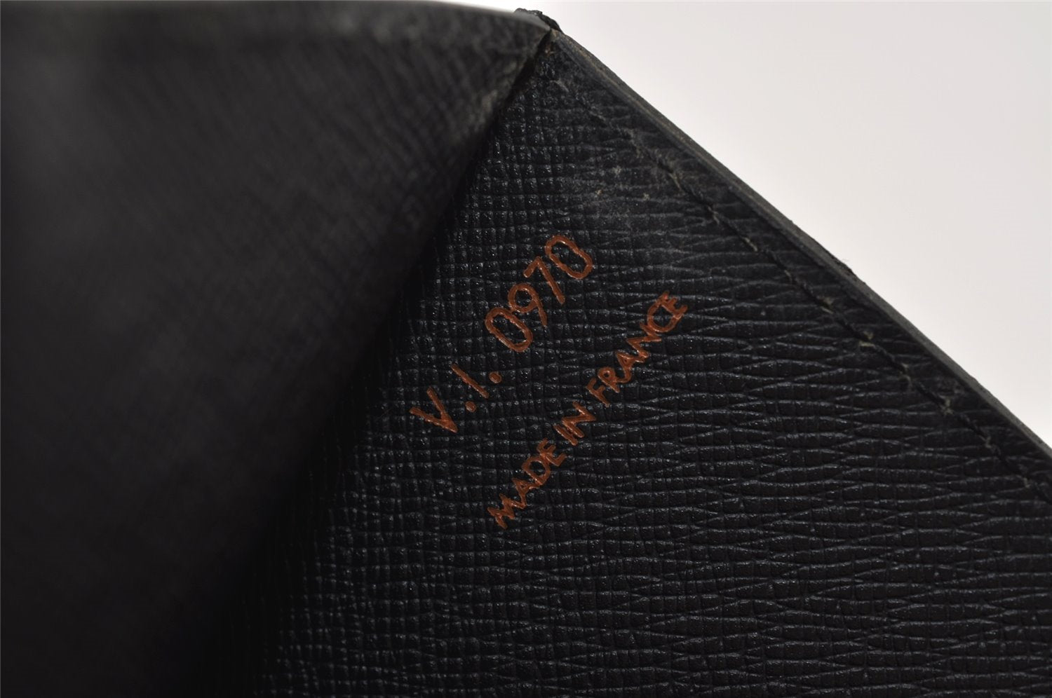 Authentic Louis Vuitton Epi Montaigne 27 Clutch Hand Bag Black M52652 LV 0505J