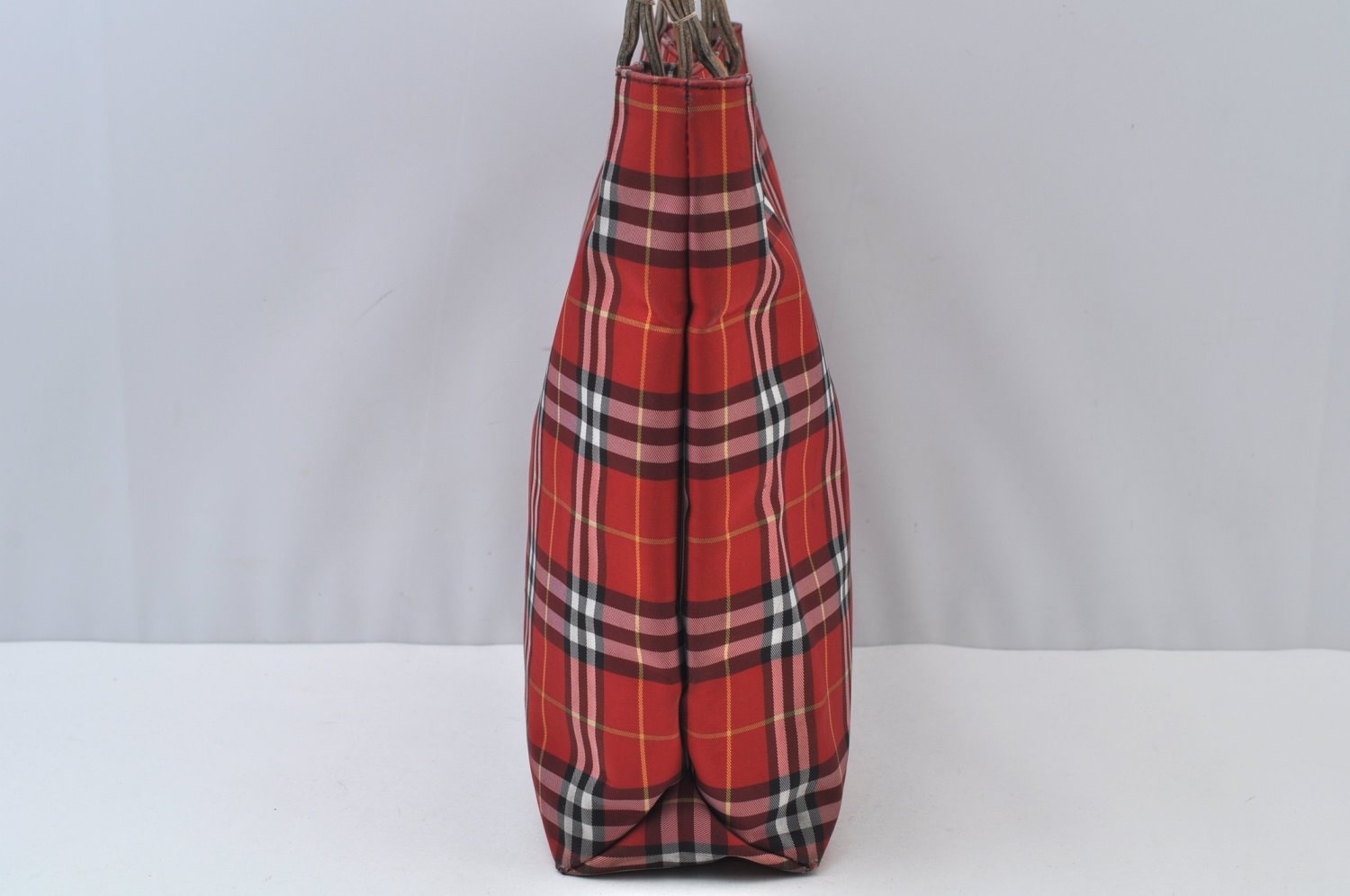 Authentic BURBERRY Check Shoulder Tote Bag Purse Nylon Leather Red 0515H