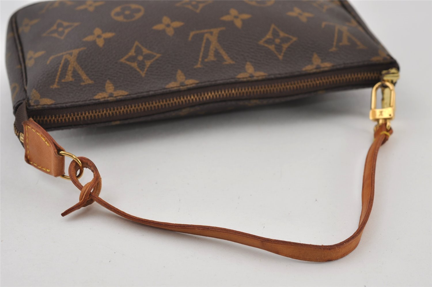 Authentic Louis Vuitton Monogram Pochette Accessoires Pouch M51980 LV 0517J