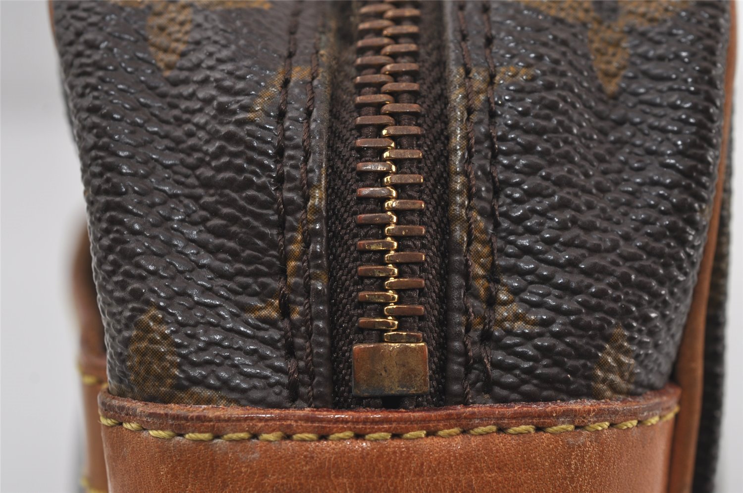 Authentic Louis Vuitton Monogram Compiegne 28 Clutch Hand Bag M51845 LV 0527J