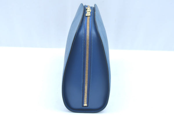 Authentic Louis Vuitton Epi Dauphine GM Cosmetic Pouch Blue M48435 LV 0528I