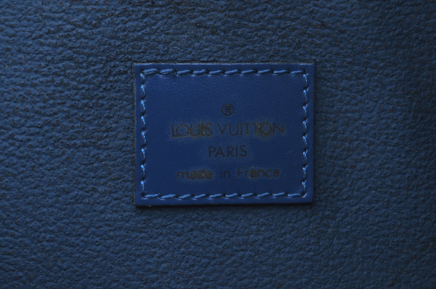 Authentic Louis Vuitton Epi Dauphine GM Cosmetic Pouch Blue M48435 LV 0528I