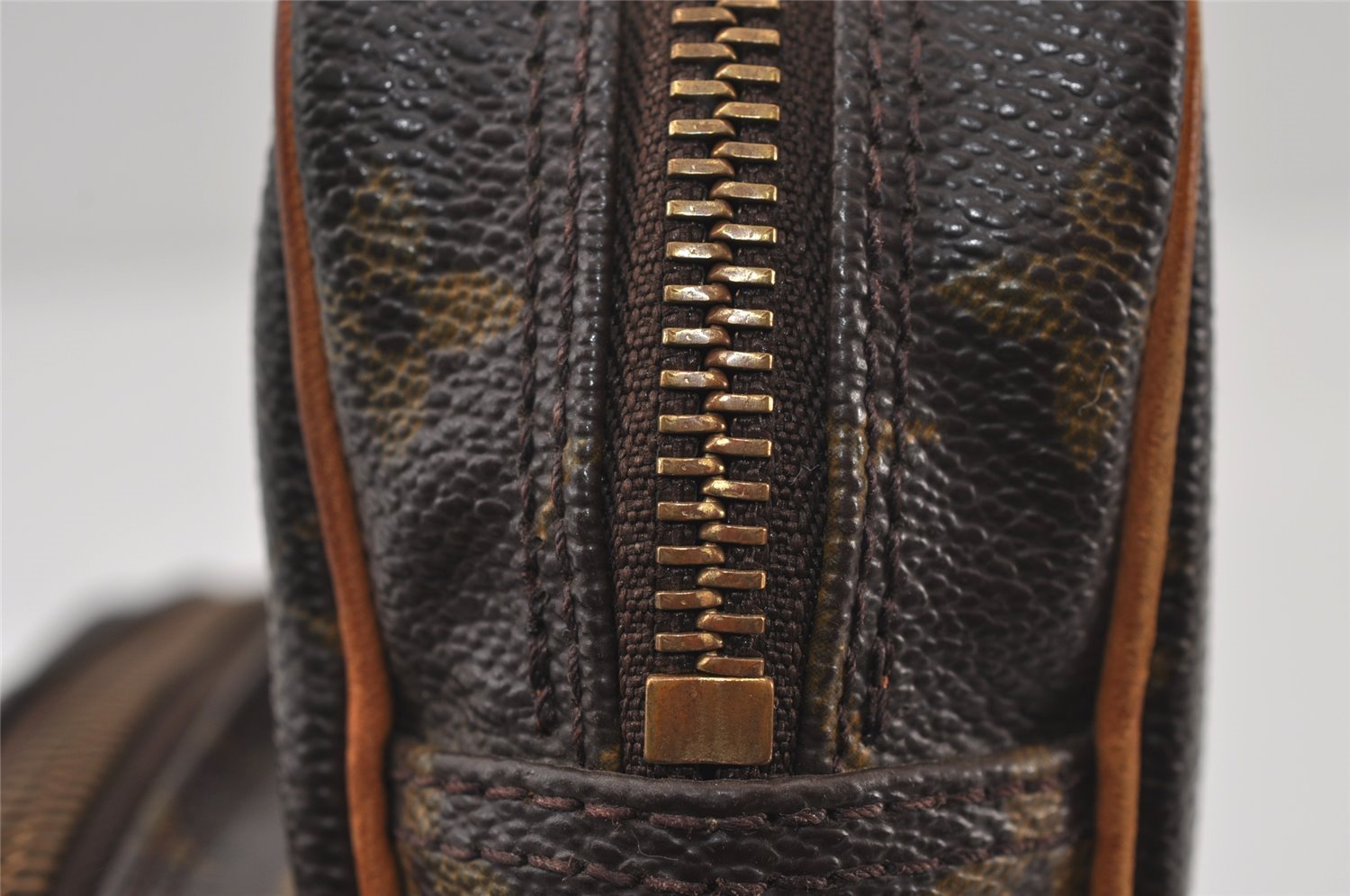 Authentic Louis Vuitton Monogram Amazone Shoulder Cross Bag M45236 Junk 0528J