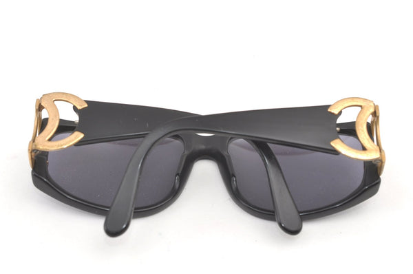 Authentic CHANEL Sunglasses CC Logos CoCo Mark 02461 Plastic Black Junk 0528K