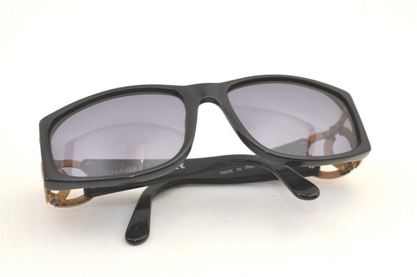 Authentic CHANEL Sunglasses CC Logos CoCo Mark 02461 Plastic Black Junk 0528K