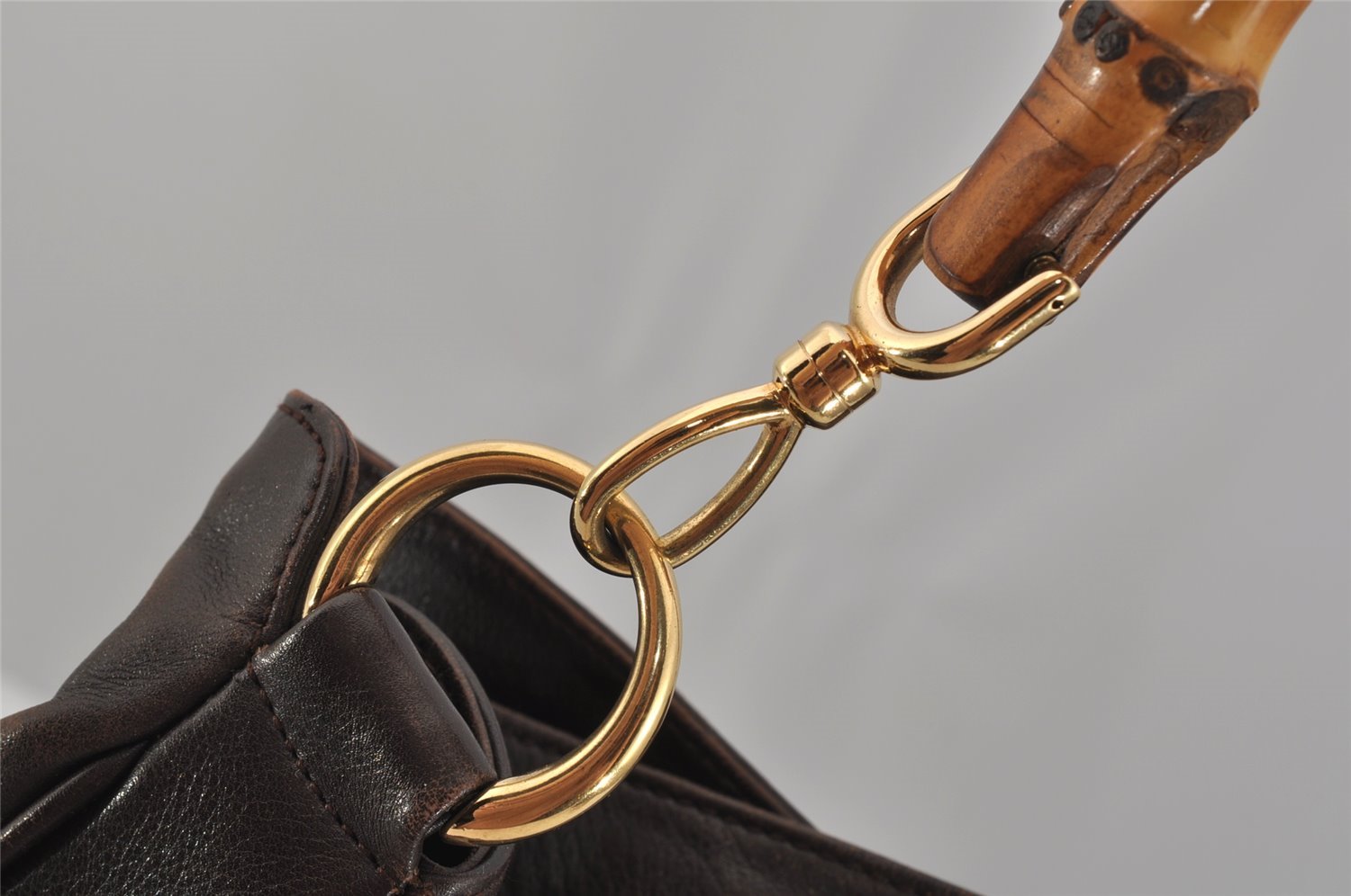 Authentic GUCCI Vintage Bamboo Shoulder Hand Bag Leather Brown Junk 0529J