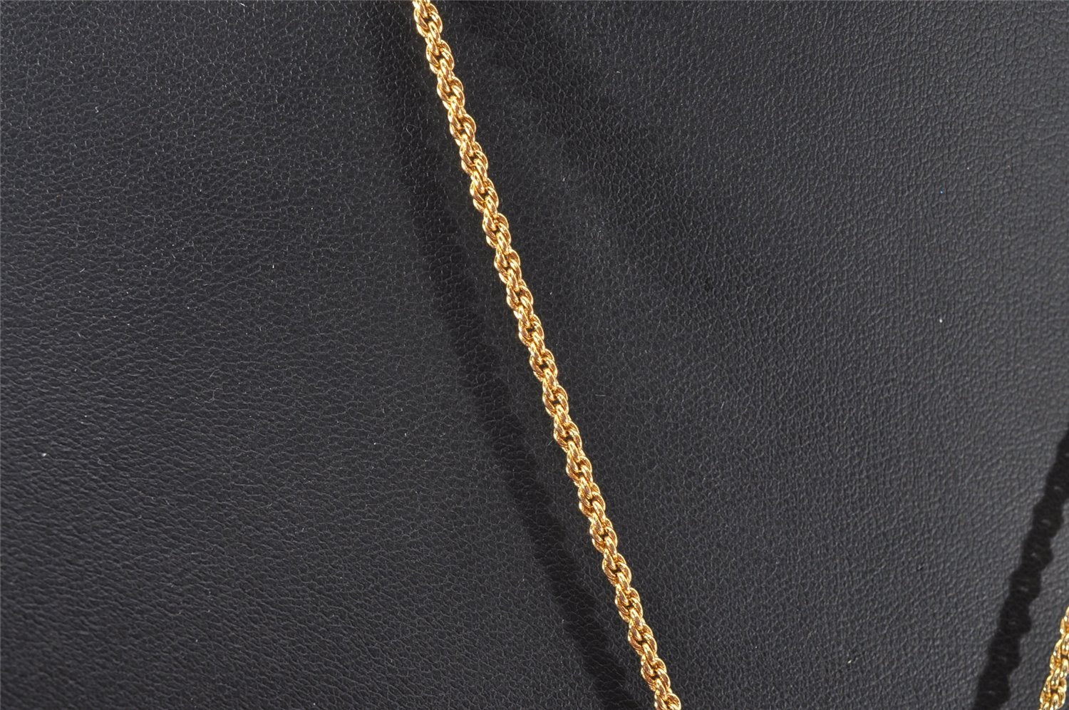 Authentic Christian Dior Gold Tone Chain Pendant Necklace CD 0536J