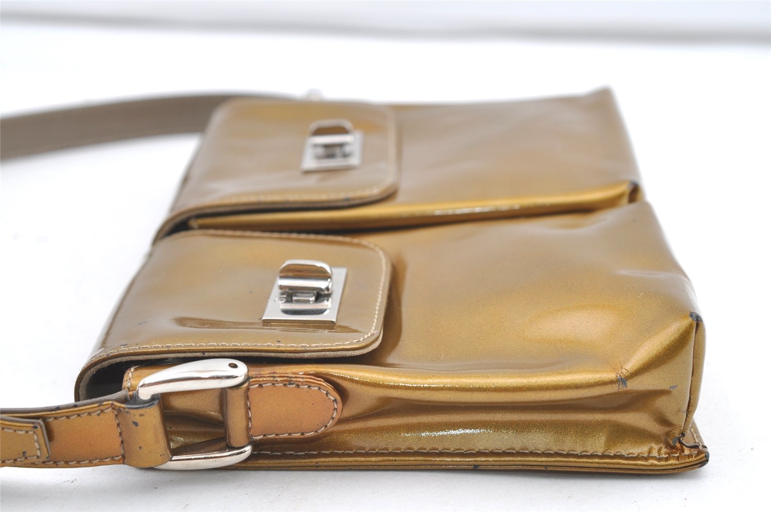 Authentic GUCCI Vintage Shoulder Hand Bag Purse Enamel Gold 0536K