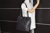 Authentic CHANEL Vintage Caviar Skin CC Logo Shoulder Tote Bag Black 0548J
