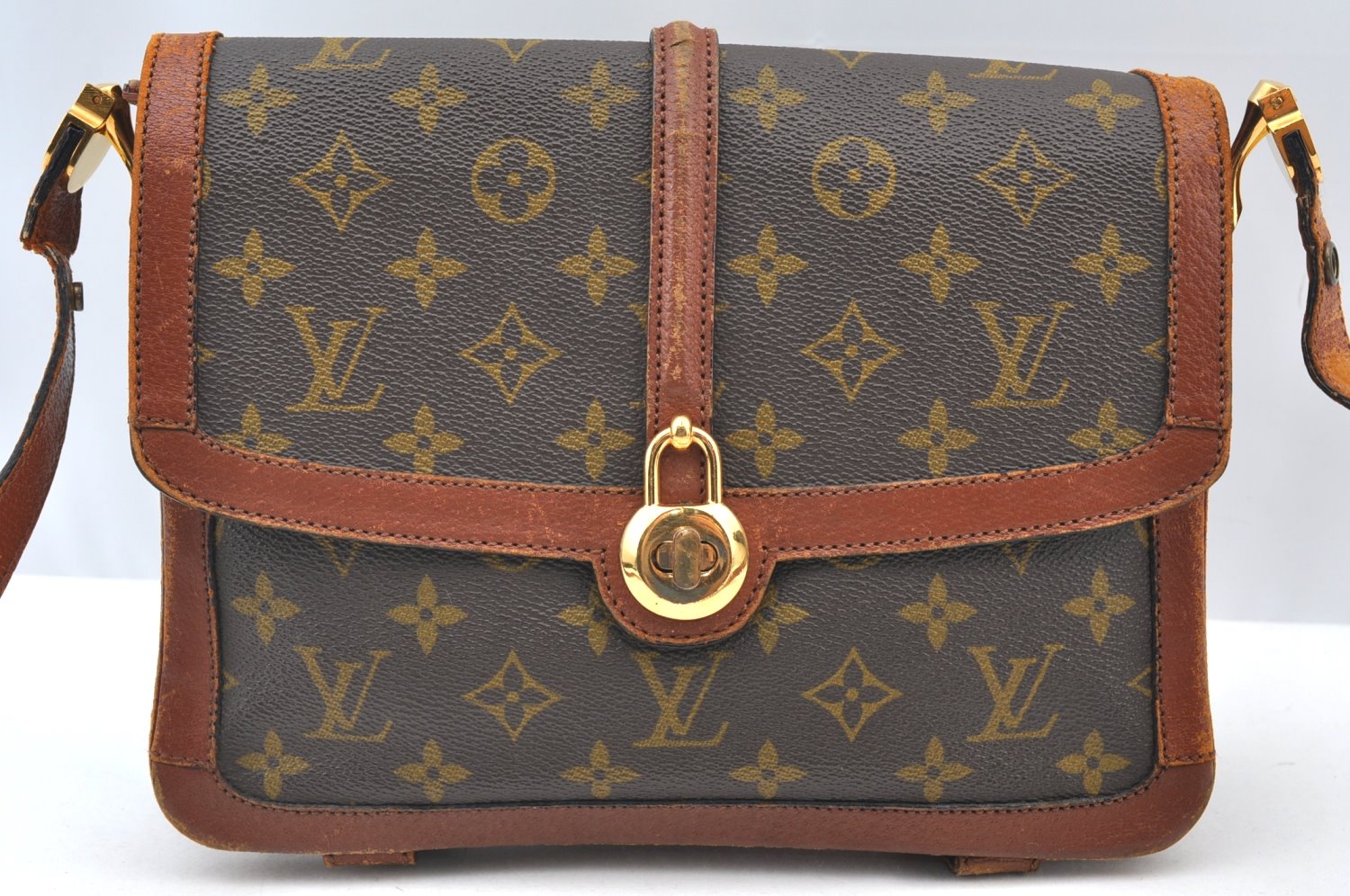 Authentic Louis Vuitton Monogram Sac Vendome Shoulder Cross Bag Old Model 0550I