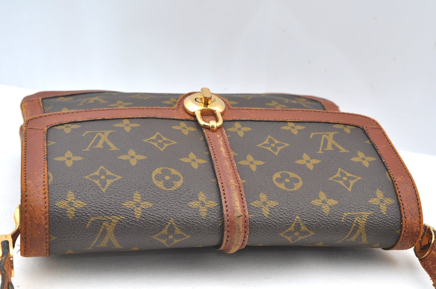 Authentic Louis Vuitton Monogram Sac Vendome Shoulder Cross Bag Old Model 0550I