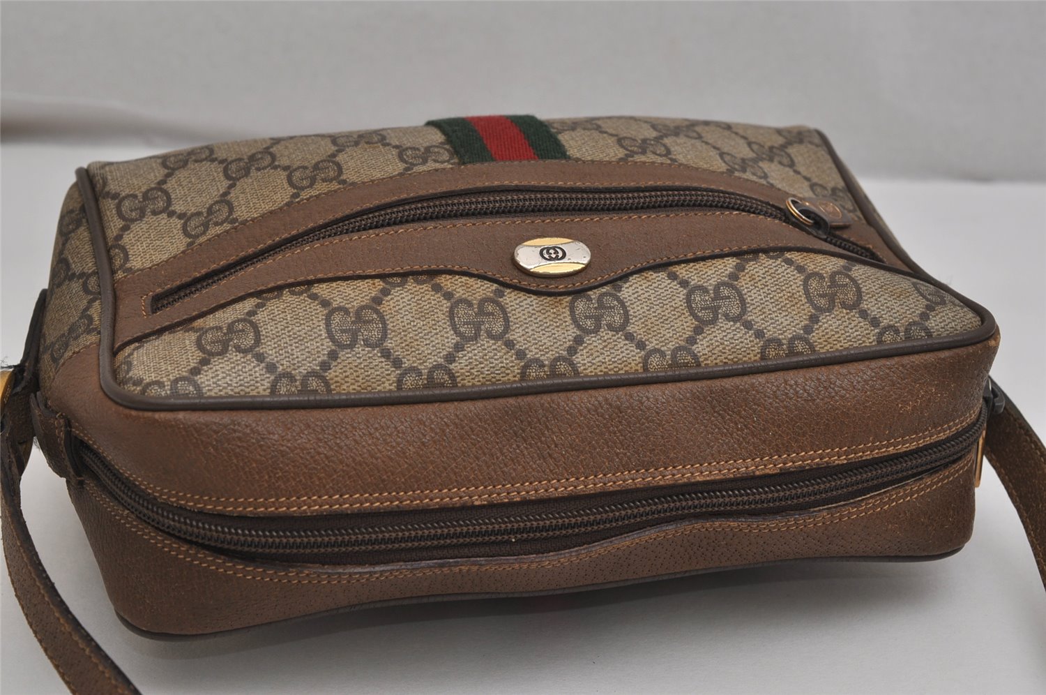 Authentic GUCCI Web Sherry Line Shoulder Cross Bag GG PVC Leather Brown 0555K