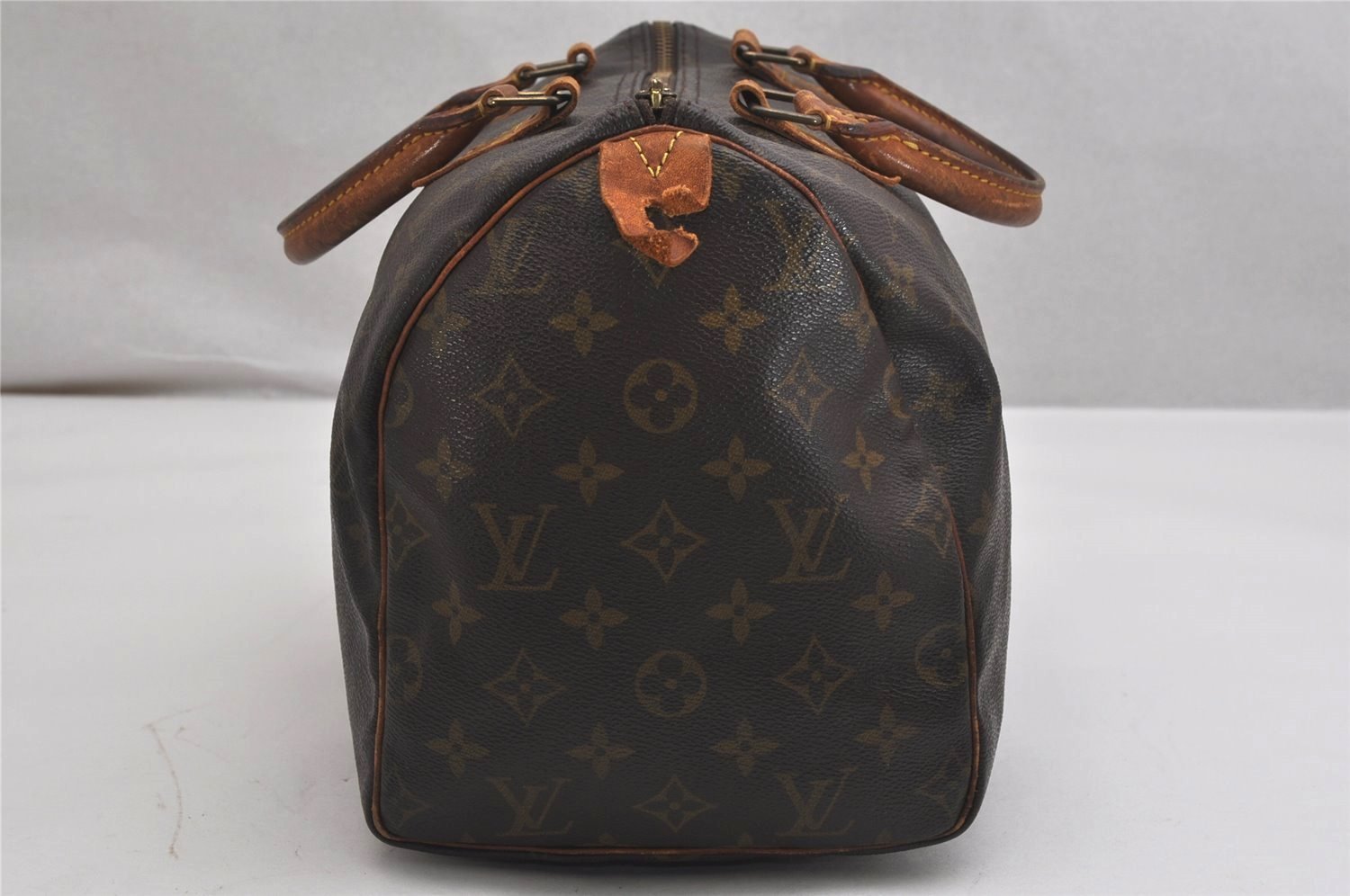 Authentic Louis Vuitton Monogram Speedy 30 Hand Boston Bag M41526 LV 0556K