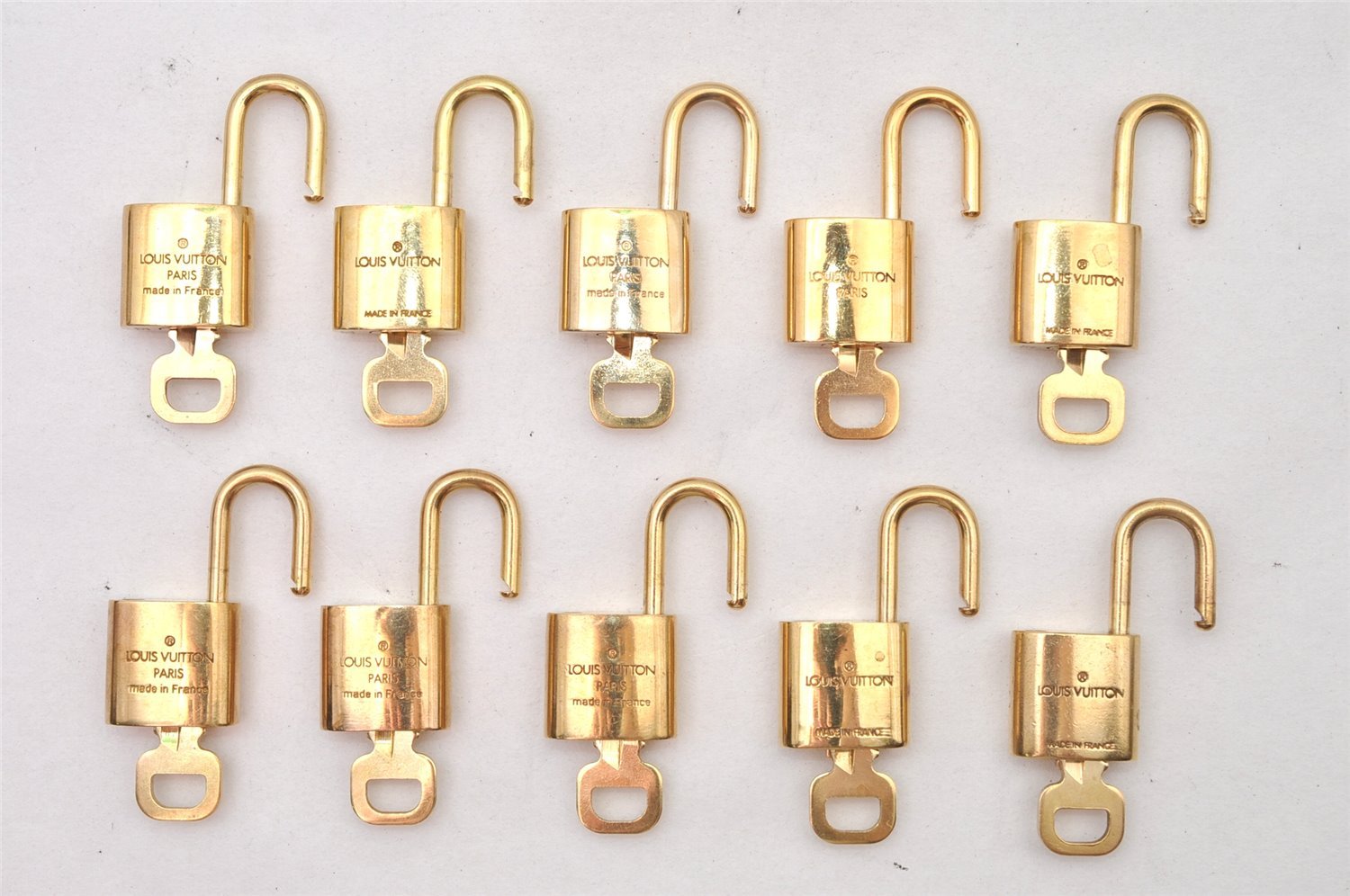 Authentic Louis Vuitton Padlock & Keys 10Set LV 0556L