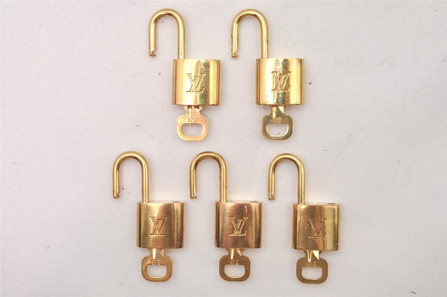 Authentic Louis Vuitton Padlock & Keys 10Set LV 0556L