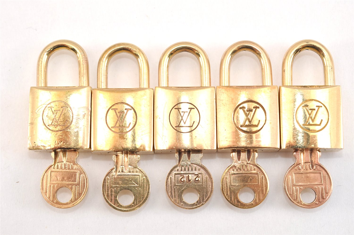 Authentic Louis Vuitton Padlock and Key 10Set Old Model LV 0557L