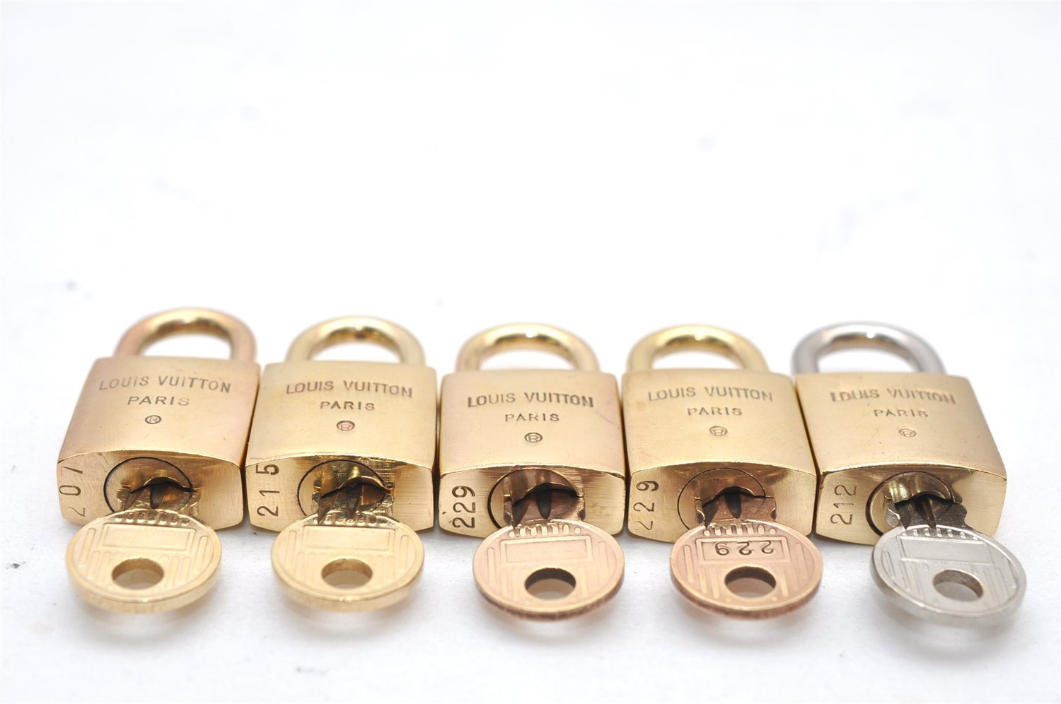 Authentic Louis Vuitton Padlock and Key 10Set Old Model LV 0558L