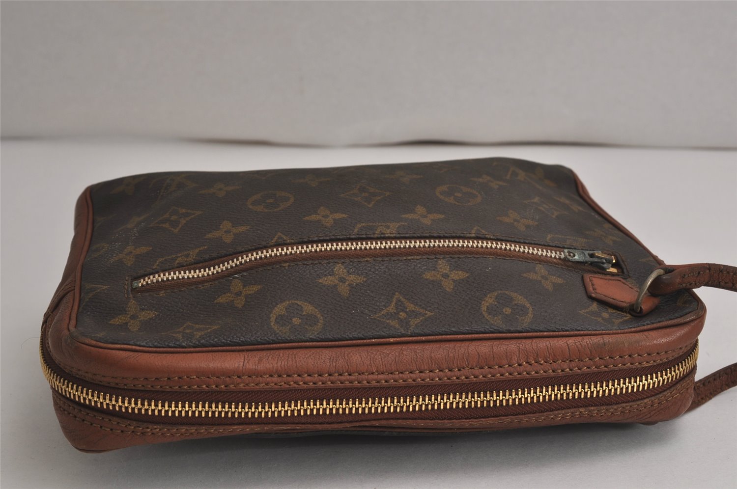 Authentic Louis Vuitton Monogram Pochette Sport Clutch Hand Bag Old Model 0562K