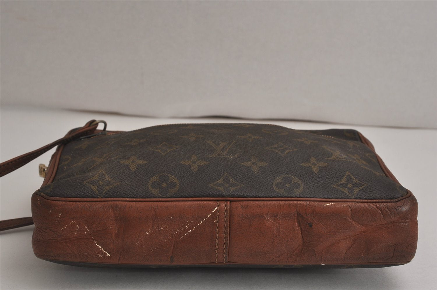 Authentic Louis Vuitton Monogram Pochette Sport Clutch Hand Bag Old Model 0562K