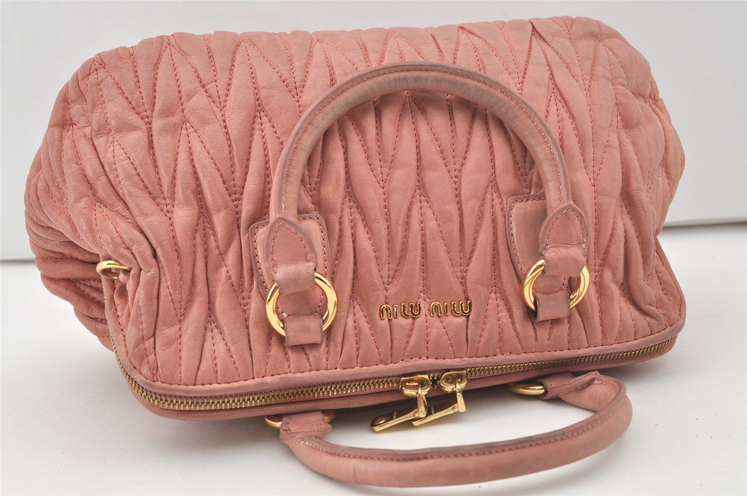 Authentic MIU MIU Matelasse Leather 2Way Shoulder Hand Bag Purse Pink 0566J