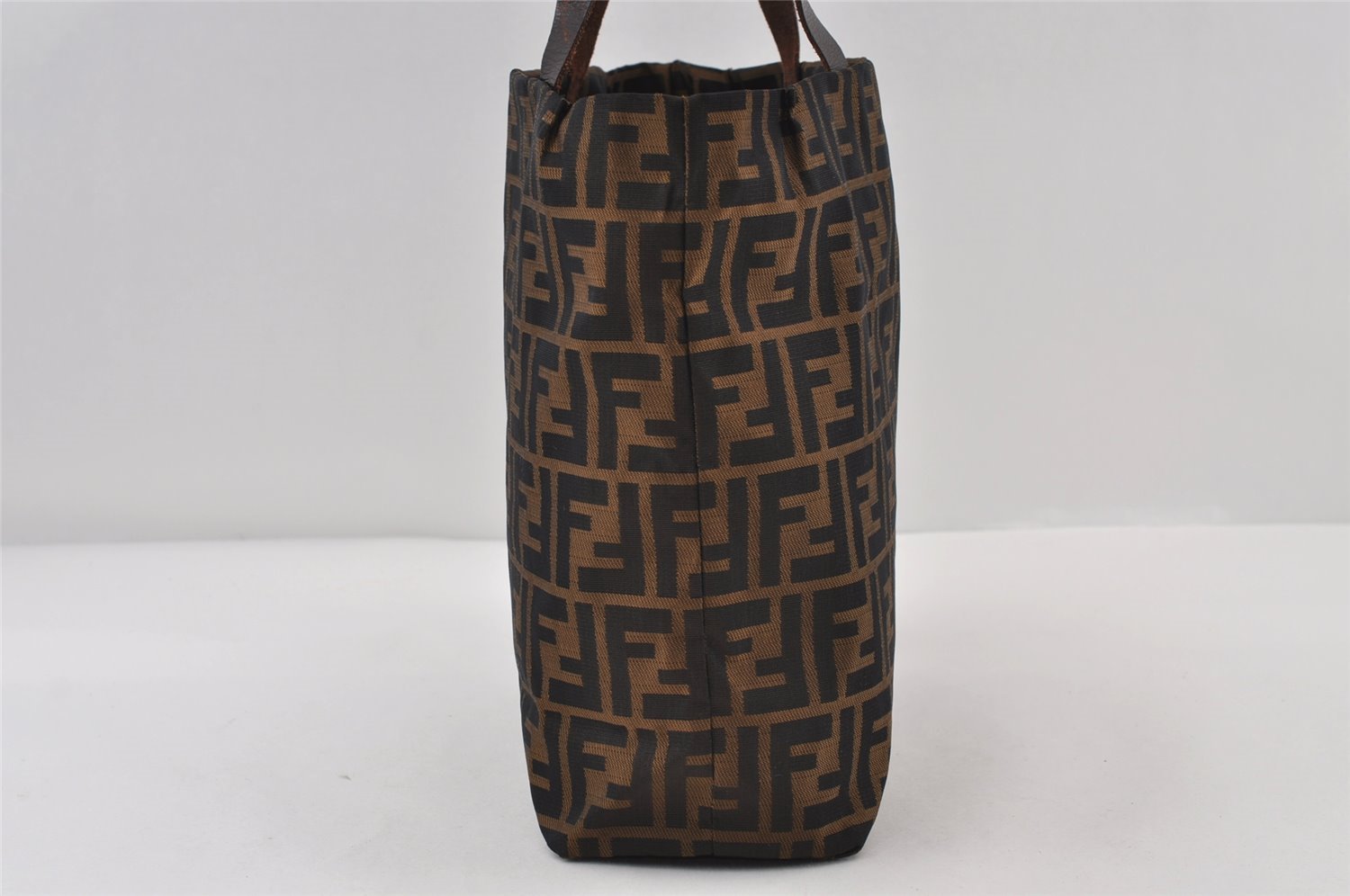 Authentic FENDI Zucca Vintage Shoulder Tote Bag Purse Canvas Brown 0570J