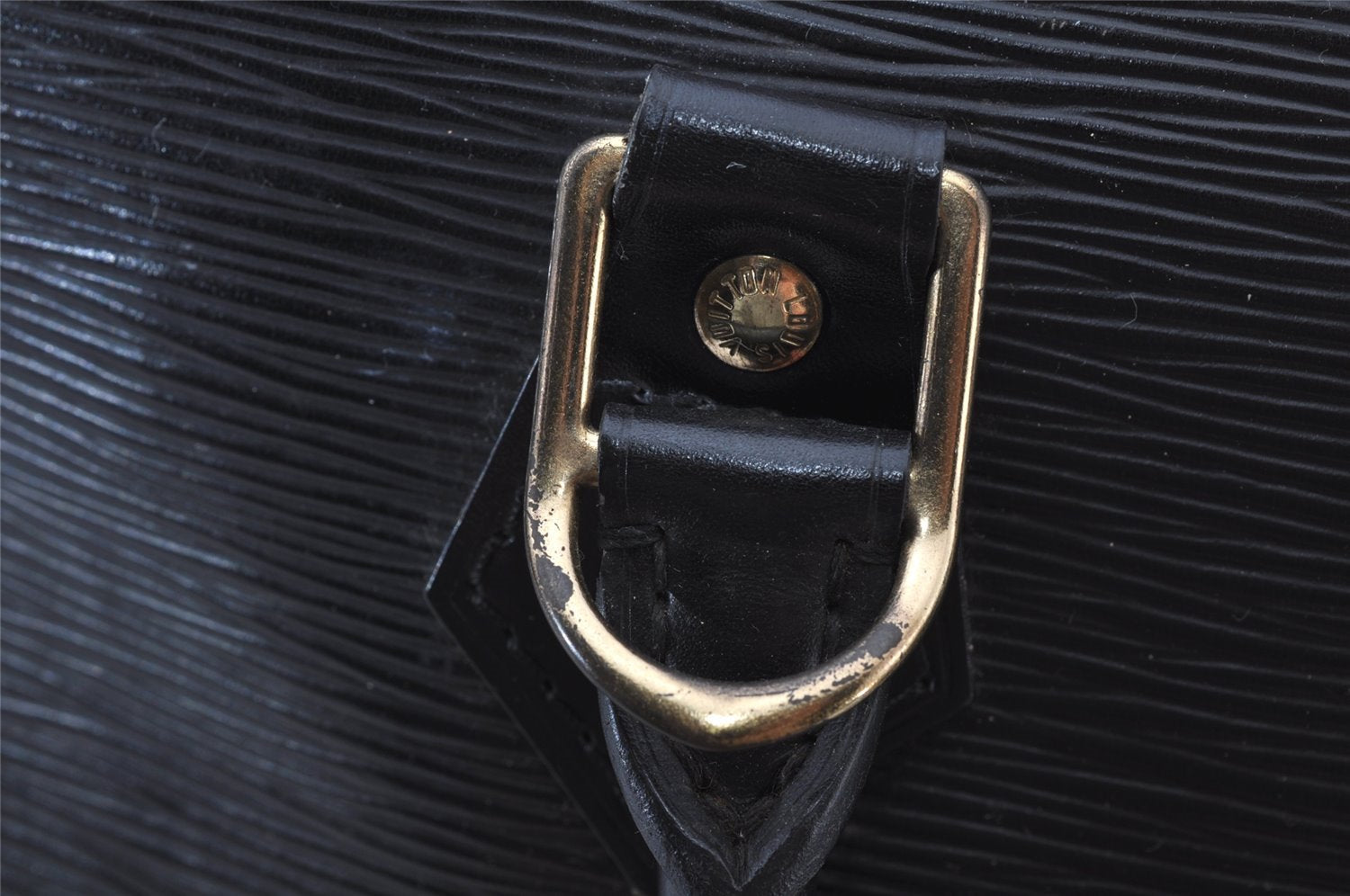 Authentic Louis Vuitton Epi Alma PM Hand Bag Black M40302 LV 0572J