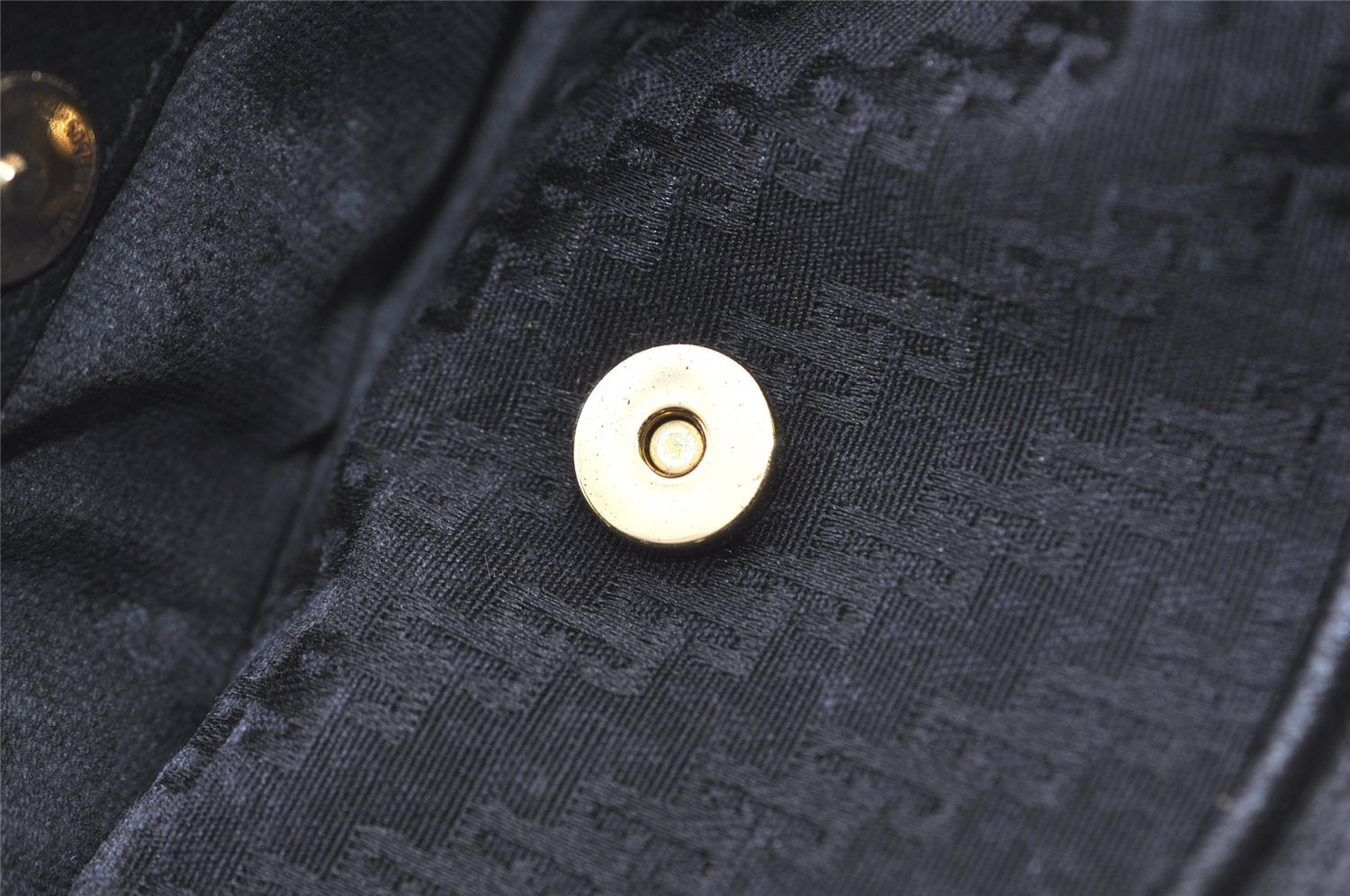 Authentic GUCCI Shoulder Cross Body Bag Purse Canvas Leather Black Junk 0575J