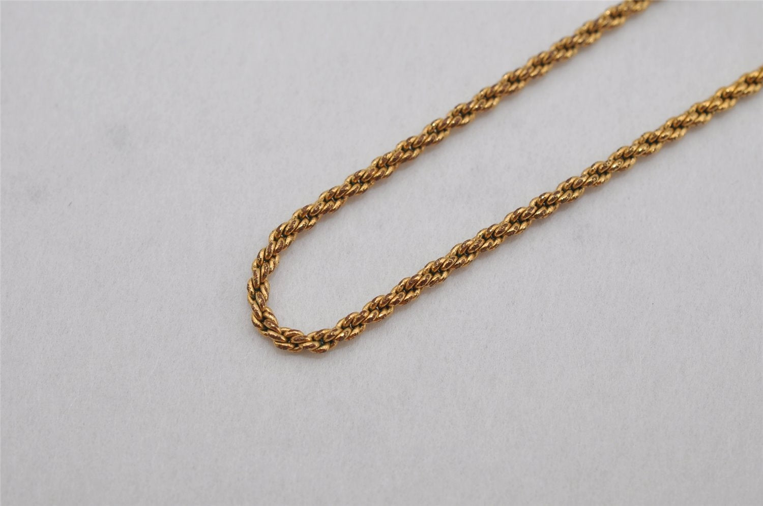 Authentic Christian Dior Gold Tone Chain Pendant Necklace CD 0577K