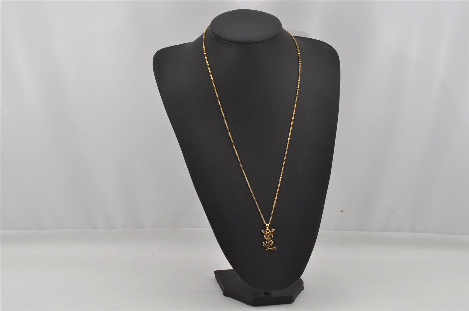 Authentic YVES SAINT LAURENT Logo Motif Necklace Chain Pendant Gold 0579K