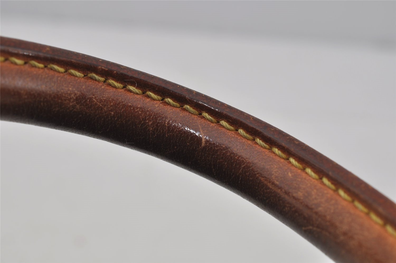 Authentic Louis Vuitton Monogram Alma Hand Bag Purse M51130 LV 0582J