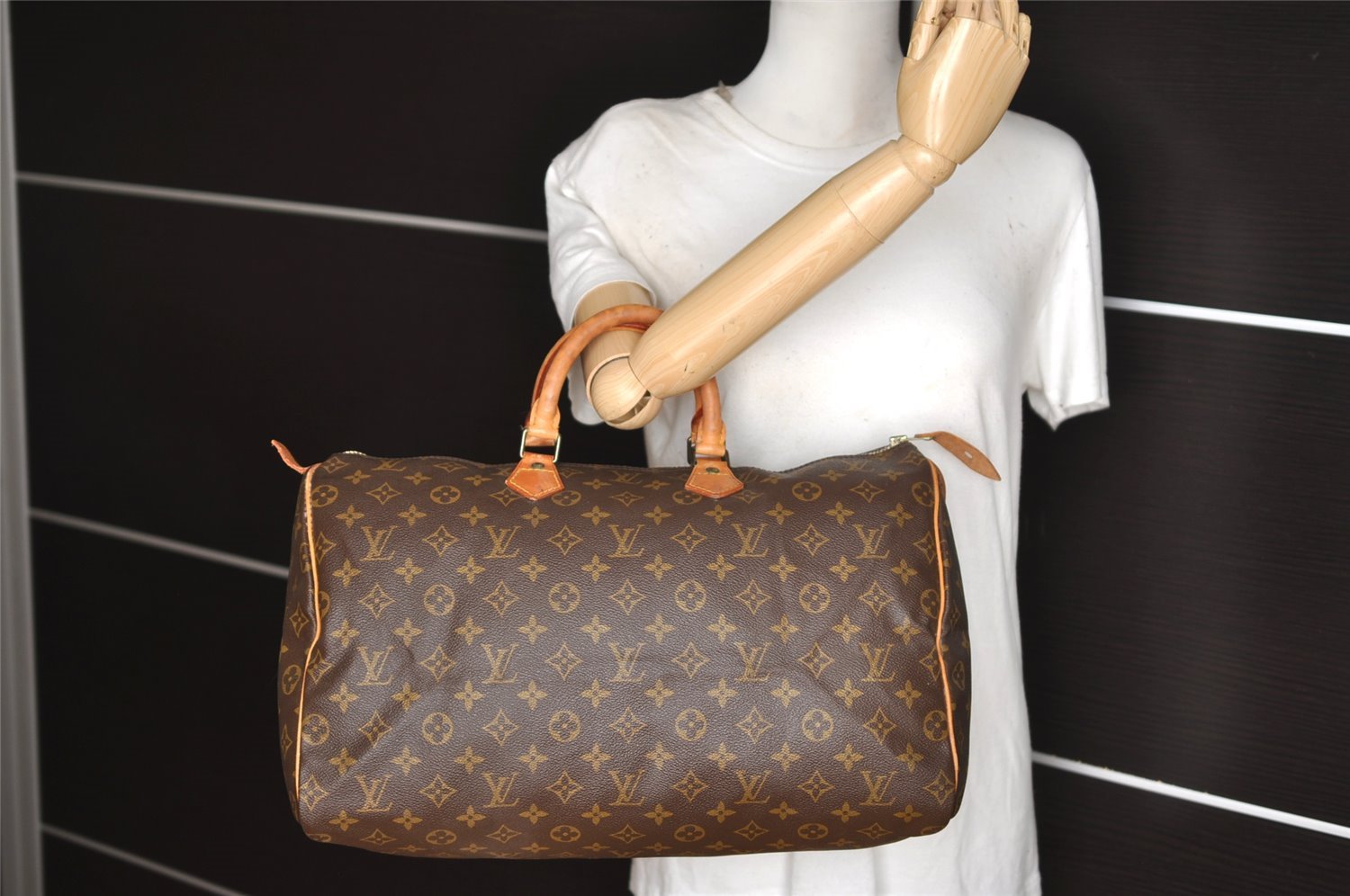 Authentic Louis Vuitton Monogram Speedy 40 Hand Boston Bag M41522 LV 0583J